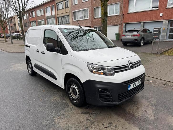 Citroën // Berlingo, Auto's, Citroën, Bedrijf, Te koop, Berlingo, Diesel, Euro 6, 4 deurs, Handgeschakeld, Wit, Zwart, Leder en Stof