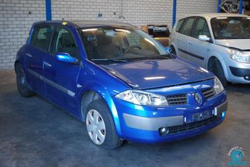 Megane 2005 voorkop  xenon !!  kopdelen met koelers ed  beschikbaar voor biedingen