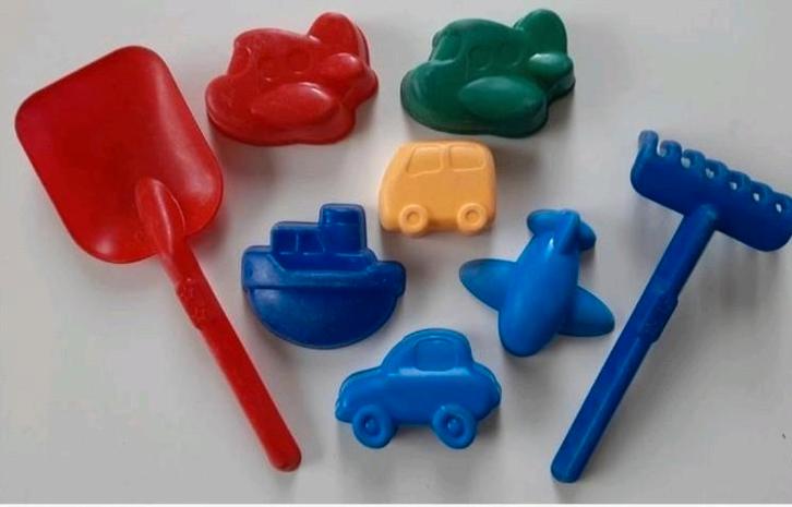 Strandpeelgoed / zandbak : thema voertuigen, Kinderen en Baby's, Speelgoed | Buiten | Zandbakken, Zo goed als nieuw, Ophalen of Verzenden