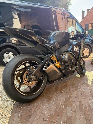Circuit cbr 1000rr beschikbaar voor biedingen
