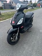 Derbi boulevard, Fietsen en Brommers, Ophalen of Verzenden, Zo goed als nieuw, Klasse B (45 km/u), 50 cc