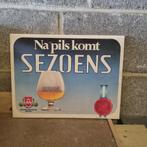 Publicité Sezoens (modèle 1), Verzamelen, Ophalen of Verzenden, Gebruikt, Reclamebord, Plaat of Schild, Overige merken