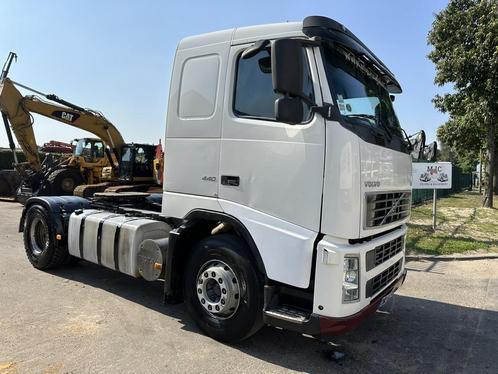 Volvo FH 440 LOW CAB MANUAL GEARBOX - *722.000km* - PTO HYDR, Autos, Camions, Entreprise, ABS, Air conditionné, Cruise Control