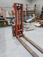 Elektrische stapelaar /batterij is kapot, Doe-het-zelf en Bouw, Lieren en Takels, Ophalen