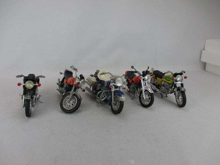 Moto schaalmodellen, Hobby en Vrije tijd, Modelbouw | Auto's en Voertuigen, Gebruikt, Overige typen, 1:32 tot 1:50, Overige merken