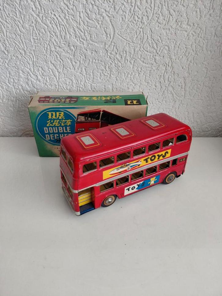 Dubbeldekker met doos, Verzamelen, Blikken, Ophalen of Verzenden