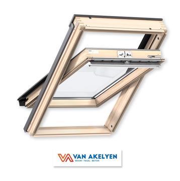 Velux dakvenster massief dennenhout (kleurloze vernis) beschikbaar voor biedingen