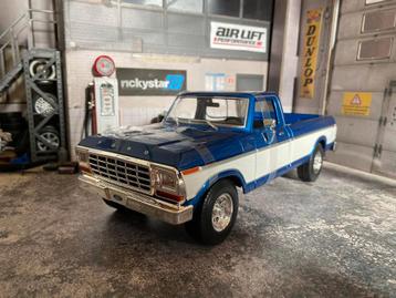 1:18 Ford F150 - nieuw in de doos beschikbaar voor biedingen
