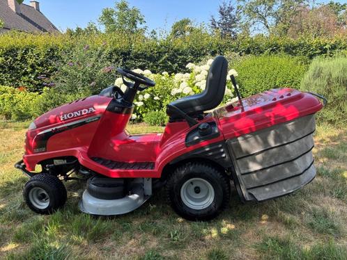 Honda zitmaaier model 2315, Tuin en Terras, Overige Tuin en Terras, Gebruikt, Ophalen