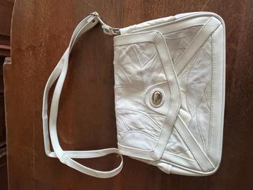 Vintage Bellini handtas beschikbaar voor biedingen