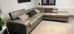 Grijs bruin hoeksalon met verstelbaren neksteun  1,90x1,60, Huis en Inrichting, Ophalen, Gebruikt, Leer, Modern