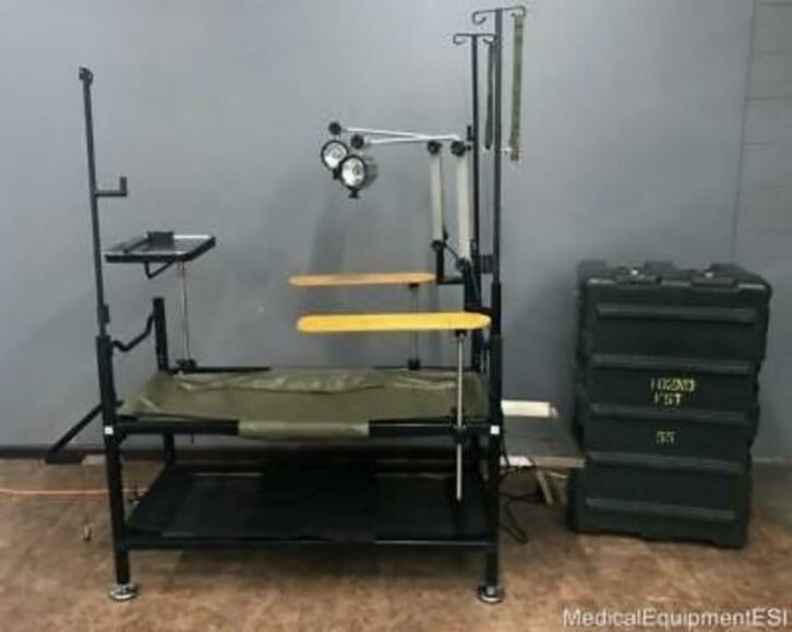 Operatietafel, mobiel in koffer met bijbehorende brancard, Diversen, Braces