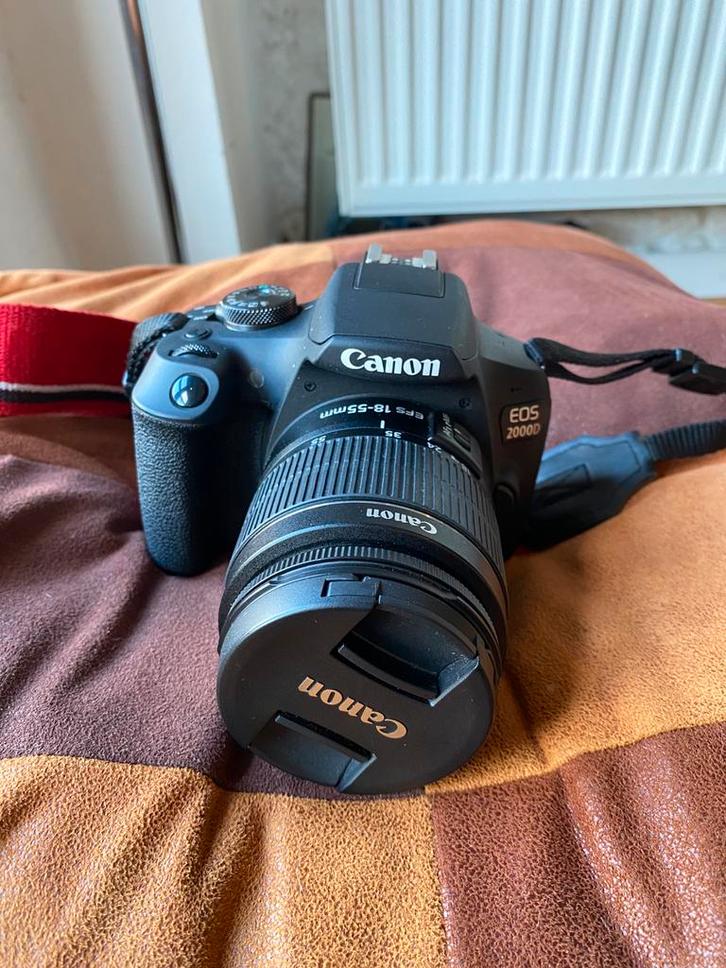 CANON 2000d, Audio, Tv en Foto, Fotocamera's Digitaal, Zo goed als nieuw, Compact, Canon, Ophalen of Verzenden