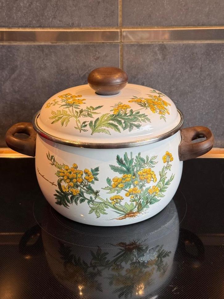 Villeroy en Boch Botanica Vintage Chrysanthinum L ovenschote, Antiek en Kunst, Antiek | Overige Antiek, Ophalen of Verzenden