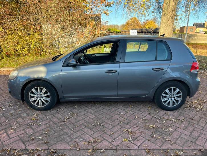 Vw golf 1.2 benzine 82000 km 09/2012 euro5, Auto's, Volkswagen, Particulier, Te koop, Golf, ABS, Airbags, Airconditioning, Boordcomputer