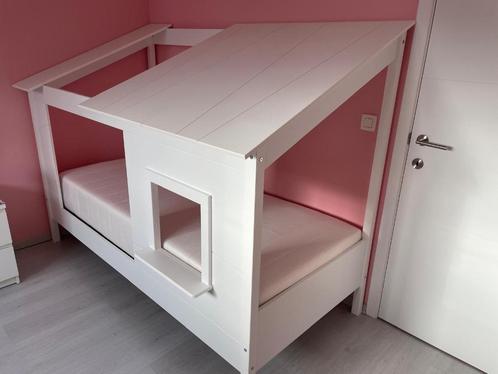 Huisjes bed, Kinderen en Baby's, Kinderkamer | Bedden, Zo goed als nieuw, 180 cm of meer, 85 tot 100 cm, Lattenbodem, Matras, Ophalen