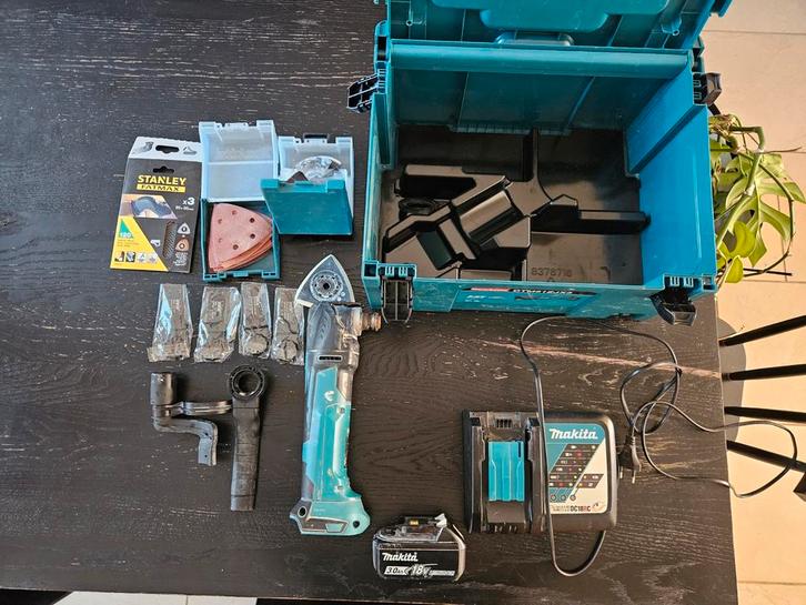 Makita DTM51ZJX3 Multitool + 18V accu + lader + accessoires, Dieren en Toebehoren, Vissen | Aquaria en Toebehoren, Ophalen