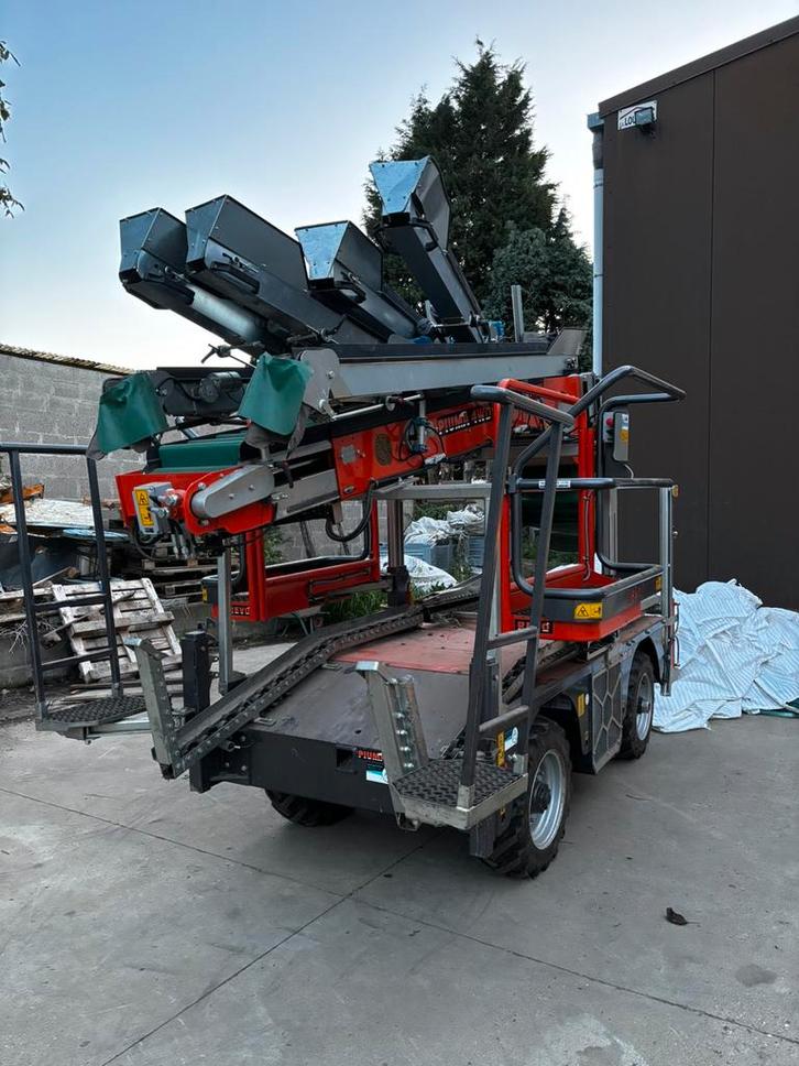 Revo Piuma 4WD 25pk, Zakelijke goederen, Landbouw | Tractoren, tot 2500, Overige merken, tot 80 Pk, Gebruikt, Ophalen