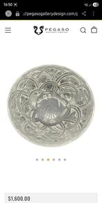 Cristal fruitschaal, Enlèvement