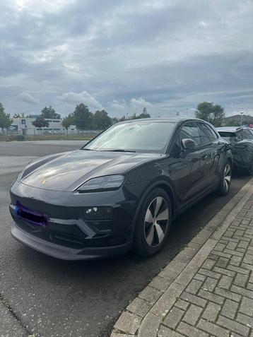 Nouveau modèle Porsche Macan 4 (électrique) disponible aux enchères