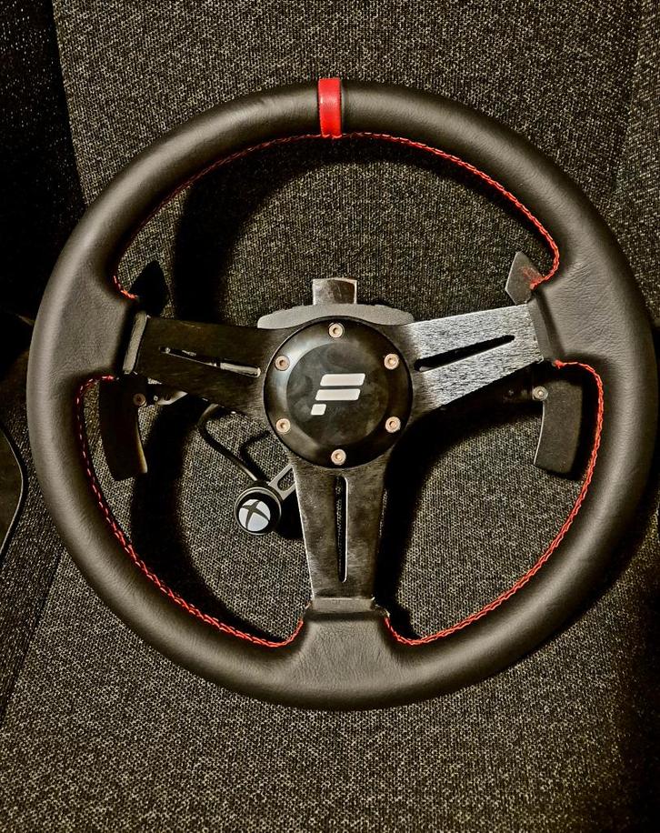 Volant Fanatec Clubsport Universal hub xbox, Computers en Software, Joysticks, Zo goed als nieuw, Ophalen
