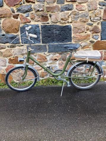 Petit vélo vintage 