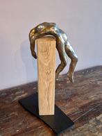 Keramische sculptuur Nel Klaassen " Overgave ", Enlèvement ou Envoi