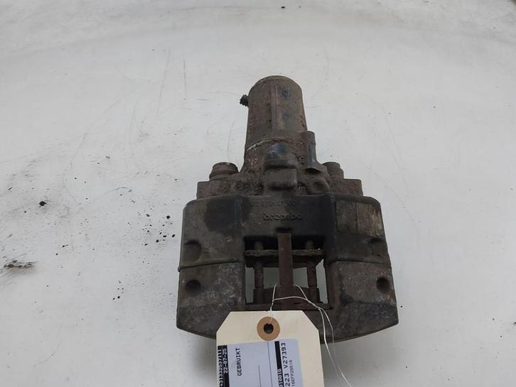 REMKLAUW LINKS ACHTER Tesla Model S (01-2012/02-2016), Auto-onderdelen, Remmen en Aandrijving, Overige automerken, Gebruikt