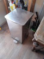 Poubelle en inox, Enlèvement