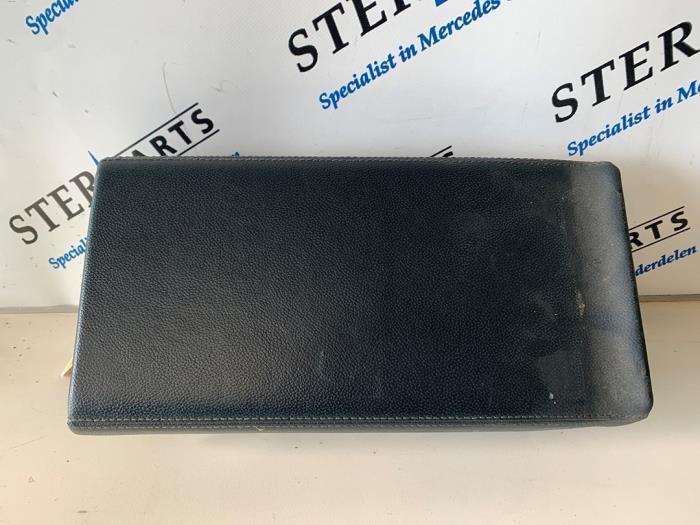Afdekkap armleuning midden van een Mercedes SL, Auto-onderdelen, Interieur en Bekleding, Mercedes-Benz, Gebruikt, 3 maanden garantie