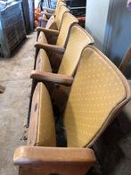 Nostalgische cinéma stoelen, Ophalen