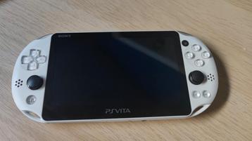 Playstation Vita - Glacier White  disponible aux enchères