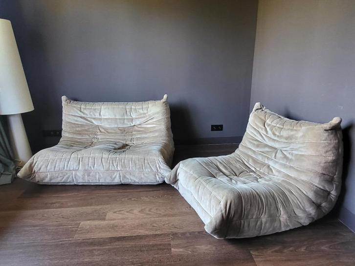 Set van 2 Togo zetels Ligne Roset (2-zit + 1-zit), Huis en Inrichting, Zetels | Zetels, Gebruikt, Rechte bank, Driepersoons, Minder dan 150 cm