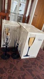 Champagne glazen, Enlèvement, Comme neuf