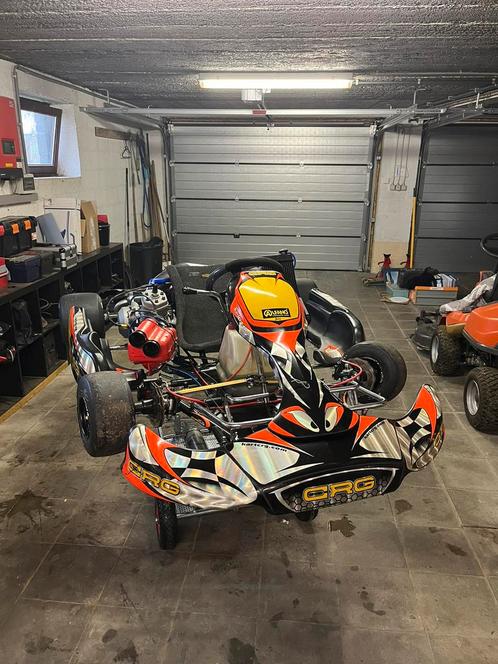 Karting KZ crg moteur PAVESI, Sport en Fitness, Karting, Zo goed als nieuw, Kart