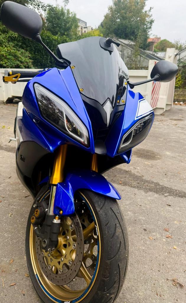 Yamaha R6 2015/19000km, Motos, Motos | Yamaha, Particulier, Super Sport, plus de 35 kW, 4 cylindres, Permis Moto A, ABS, Éclairage LED