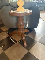 Table de chevet ronde 3 pieds, Ophalen, Gebruikt, Hout