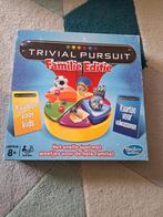 Édition familiale Trivial Pursuit, Comme neuf, Trois ou quatre joueurs, Hasbro, Enlèvement ou Envoi