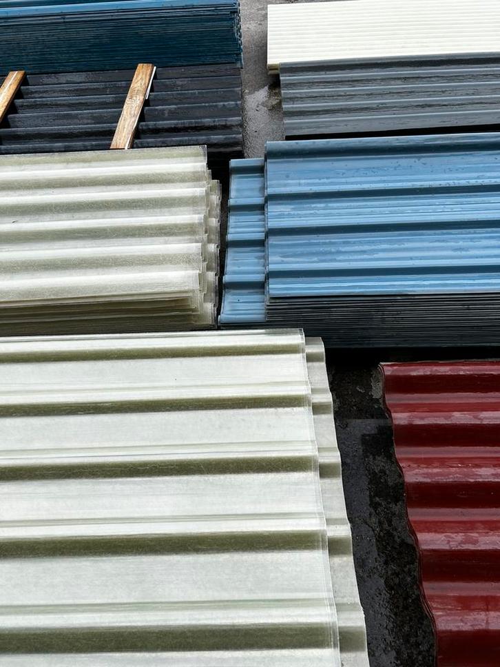 Tole translucide et de couleur en resine polyester neuve, Doe-het-zelf en Bouw, Dakpannen en Dakbedekking, Nieuw, Dakplaat of Dakpanplaat