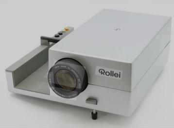 Rollei diaprojector 6x6 met 2 magazijnen  beschikbaar voor biedingen