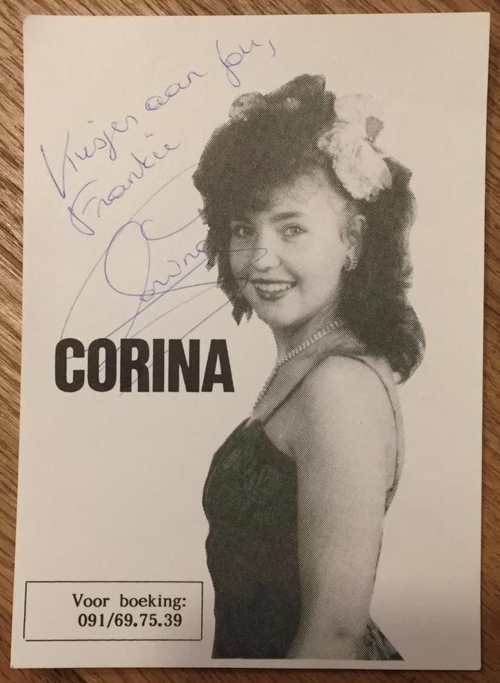 Gesigneerde foto, Corina, Verzamelen, Muziek, Artiesten en Beroemdheden, Zo goed als nieuw, Foto of Kaart, Gesigneerd, Ophalen of Verzenden