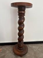 Antiek massief eikenhout piëdestal met getorste voet, Ophalen, Zo goed als nieuw