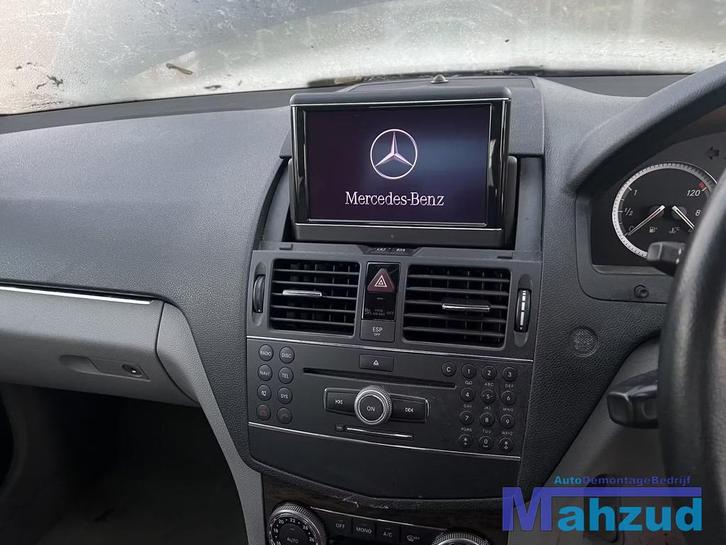 MERCEDES C KLASSE W204 Navigatie radio scherm 2007-2011, Auto-onderdelen, Dashboard en Schakelaars, Mercedes-Benz, Gebruikt