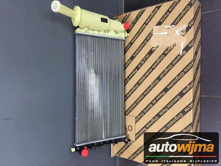 Radiateur Fiat punto 2003-.. met een 1,2-1,4 benzine  motor, Auto-onderdelen, Motor en Toebehoren, Fiat, Nieuw, Ophalen of Verzenden