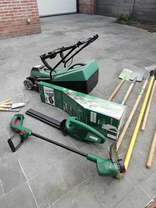 Bosch , tuingerief, Tuin en Terras, Grasmaaiers, Zo goed als nieuw, Ophalen