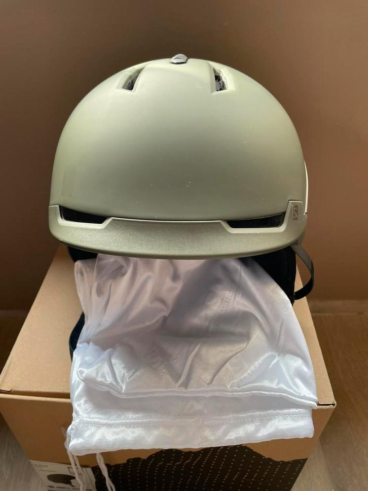 Salomon Quest helm maat L, Sport en Fitness, Snowboarden, Zo goed als nieuw, Ophalen of Verzenden
