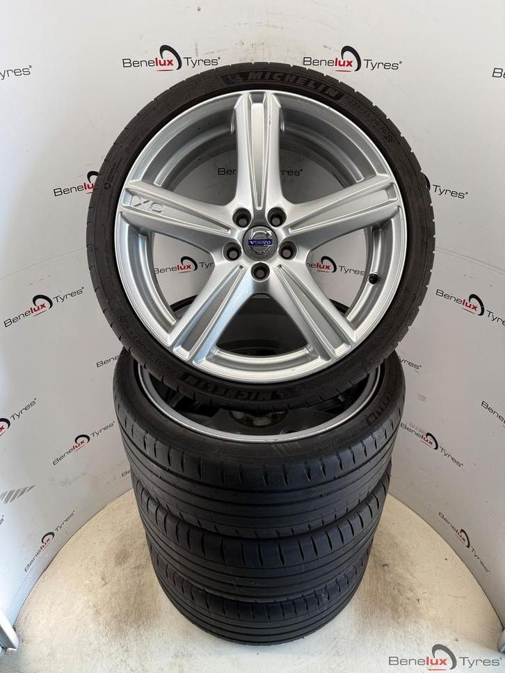 Volvo C30 C40 C70 S40 S60 S80 S90 V40 V50 V60 V70 V90 XC40, Autos : Pièces & Accessoires, Pneus & Jantes, Pneus et Jantes, Pneus été