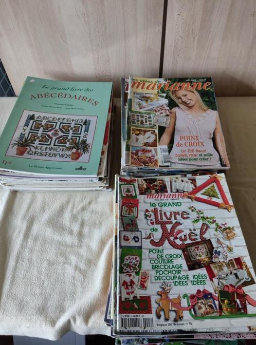 Livre de broderie, Boeken, Hobby en Vrije tijd, Gelezen, Borduren en Naaien, Ophalen