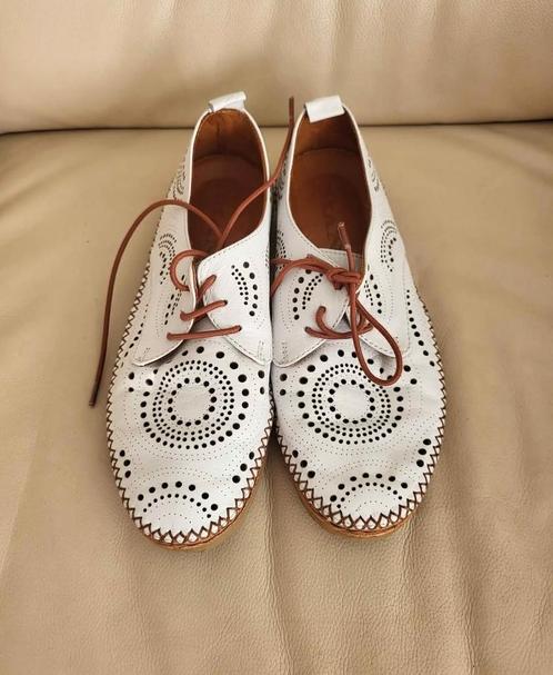 Chaussures en cuir, Kleding | Dames, Schoenen, Zo goed als nieuw, Ophalen of Verzenden
