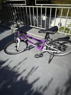 Woom fiets maat 4 paars 7 speed met bel en voet, Ophalen, Zo goed als nieuw